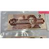 Image 3 : 3 MINT 1986 CANADIAN 2 DOLLAR BILLS IN SEQUENCE