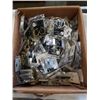 Image 2 : 150 PAIRS OF NEW EARRINGS