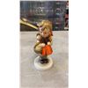 Image 3 : 3 HUMMEL FIGURES