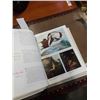 Image 3 : 1982 HOLY BIBLE