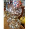 Image 3 : 2 OIL LAMPS WITH FLUTES