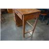 Image 8 : WOOD 4 DRAWER DESK