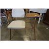 Image 3 : MAPLE DROPSIDE ENDTABLE LAMP AND VINTAGE TLEPHONE BENCH