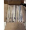 Image 1 : BOX OF DEAN MARTIN RECORDS