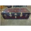 Image 8 : 2 LARGE STEAMER TRUNKS