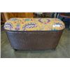 Image 1 : WICKER STORAGE BENCH