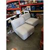 Image 1 : PAIR OF MODERN ACCENT CHAIRS