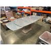 Image 1 : MODERN GLASSTOP DINING TABLE