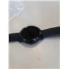Image 3 : Garmin vivo active 3 smartwatch working with charger
