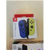 Image 2 : AS NEW NINTENDO SWITCH JOYCONS AND NINTENDO SWITCH LITE PROTECTIVE CASE