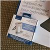 Image 3 : NEW INSIGNIA LAPTOP COOLING MAT, LAPTOP STAND AND TABLET STAND
