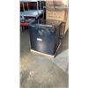 Image 2 : NEW INSIGNIA 1.7 CU FT MINI FRIDGE