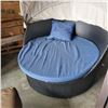 Image 2 : Outdoor Wicker day bed with canopy and pillow and cushion, sunbrella fabric
