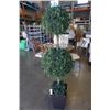 Image 2 : ARTIFICIAL TREE