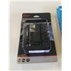 Image 3 : 2 POWER BARS - DYNEX 8 OUTLET WITH 2 USB AND ROCKETFISH 6 OUTLET SURGE PROTECTOR
