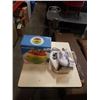 Image 1 : 5 PIECE MELAMIINE BOWL SET, FOOD SAVER AND PICTURE FRAMES