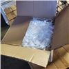 Image 1 : BOX OF 1000 NEW 5" LIGHT DUTY PLASTIC FORKS