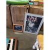 Image 1 : 2 FRAMED PRINTS