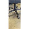 Image 3 : AROZZI GAMING CHAIR