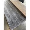 Image 2 : SAFAVIE AREA CARPET 5 FOOT 1 INCH X 7 FOOT 6 INCH