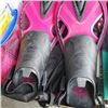Image 2 : Pink swimming fins and backpack with goggles