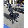 Image 2 : NEW BLACK GAS LIFT GAMING CHAIR