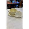 Image 2 : 4 BELLEEK IRELAND CHINA TRIDACNA SNACK PLATES W/ CUPS