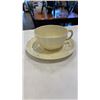 Image 2 : 4 BELLEEK IRELAND CHINA LIMPET CUPS AND SAUCERS, AND TOY SHELL CREAM AND SUGAR