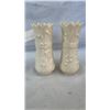 Image 2 : 2 BELLEEK IRELAND CHINA LILY VASES