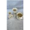 Image 2 : 2 BELLEEK IRELAND CHINA SHAMROCK VASES AND DISH