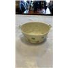 Image 8 : 10 PIECES BELLEEK IRELAND CHINA SHAMROCK BASKETWEAVE - 4 BOWLS, 2 DISHES, LIDDED DISH, 2  7.5" PLATE
