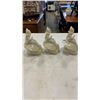 Image 2 : 3 BELLEEK IRELAND CHINA LEPRECHAUN FIGURINES