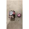 Image 2 : TWO 3 PIECE GRINDERS, GRINDER WATCH AND 15 PACKS OF ROLLING PAPERS