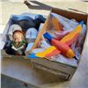 Image 1 : 2 BOXES OF HAND PAINTED WODDEN BIRDS AND COIN BANKS