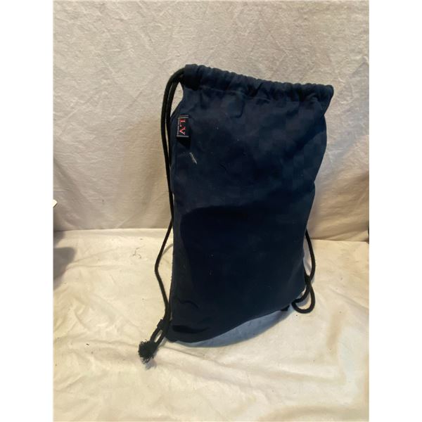 Luis Vuitton string bag