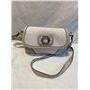 Image 1 : Guess handbag