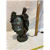 Image 1 : Mirror figurine
