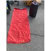 Image 1 : Mat and blow up mattress