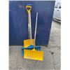 Image 1 : Lot shovels