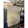 Image 1 : Queen mattress and box spring