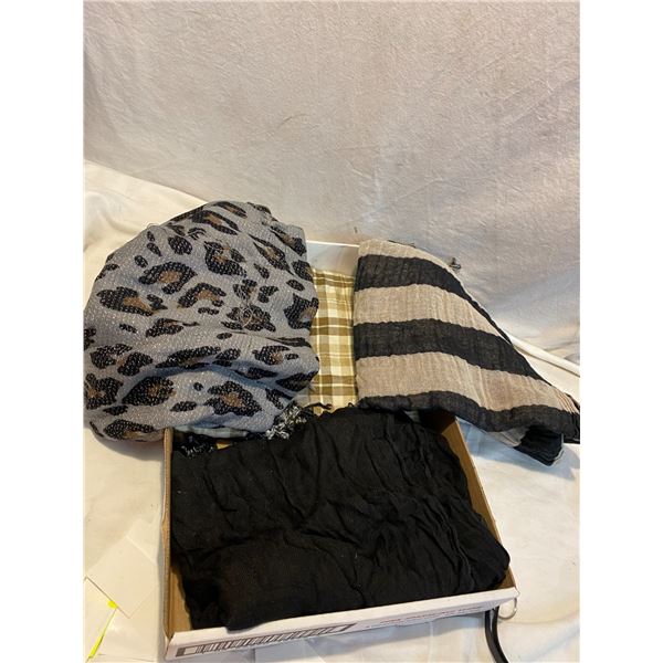 Lot scarfs