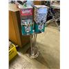 Image 1 : Beaver Candy machine with key