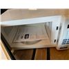 Image 2 : Microwave