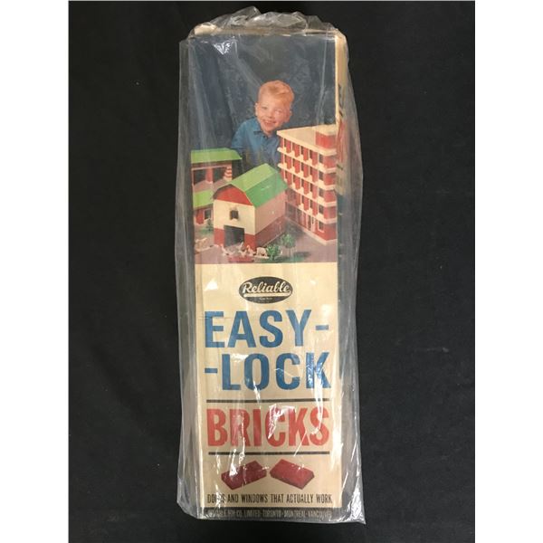 VINTAGE RELIABLE EASY LOCK BRICKS IN ORIGINAL BOX