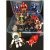 Image 1 : LARGE ACTION FIGURE LOT