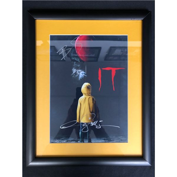 BILL SKARSGARD SIGNED IT FRAMED 8 X 10 ( RA COA)