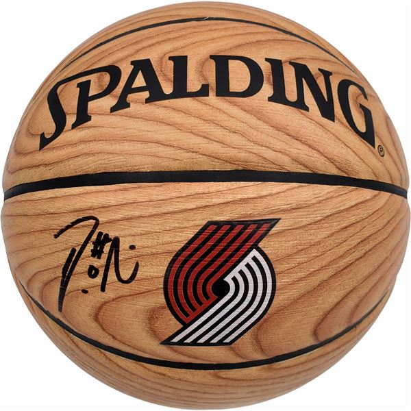 DAMIAN LILLARD SIGNED PORTLAND TRAILBLAZERS WOOD GRAIN SPALDING BASKETBALL ( BECKETT COA)