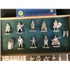 Image 2 : DC HEROES METAL FIGURE SET