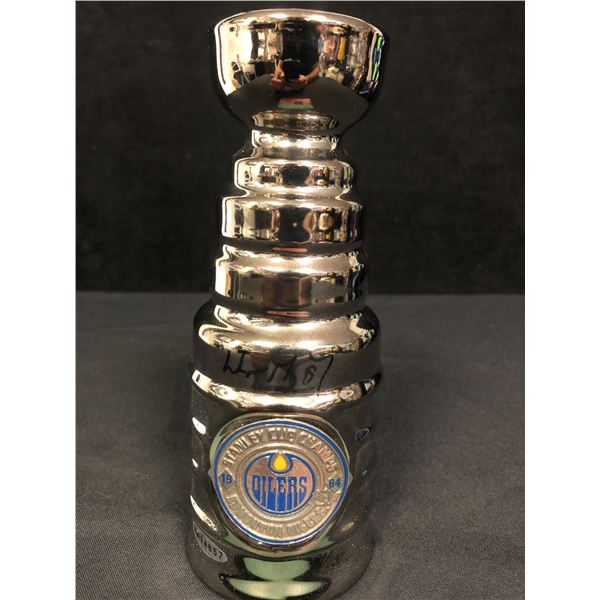 WAYNE GRETZKY SIGNED EDMONTON OILERS MINI CUP ( UPPER DECK COA)
