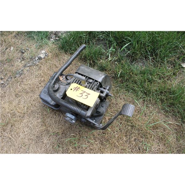 BRIGGS & STRATTON 4 HP ENGINE,RUNNING,
